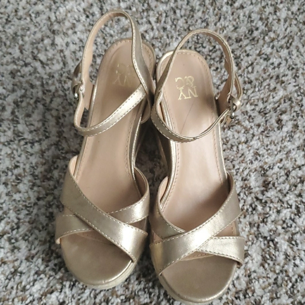 Gold wedge sandals size 6